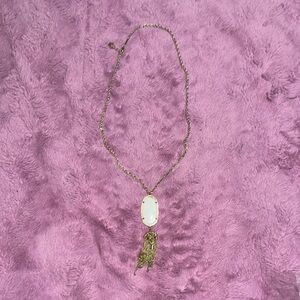 Kendra Scott Gold and White Necklace